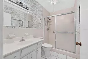 2221 Swedish Dr, Clearwater, FL 33763 - Photo 15
