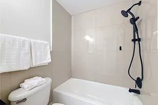 6100 21st St N, Saint Petersburg, FL 33714 - Photo 37