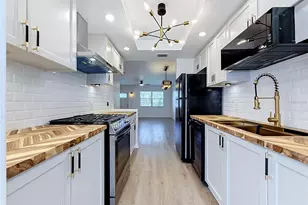 6100 21st St N, Saint Petersburg, FL 33714 - Photo 25