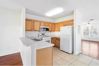 6340 Osprey Lake Circle, Riverview, FL 33578 - Photo 9