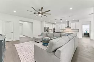 18114 Serene Lake Loop, Lutz, FL 33548 - Photo 5