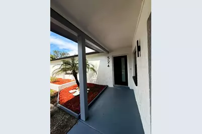 524 Wynnwood Drive, Brandon, FL 33511 - Photo 7