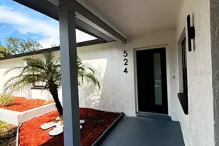 524 Wynnwood Dr, Brandon, FL 33511 - Photo 7
