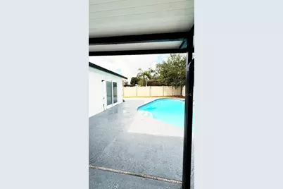 524 Wynnwood Drive, Brandon, FL 33511 - Photo 41