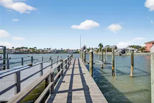 427 Boca Ciega Point Blvd N, Saint Petersburg, FL 33708 - Photo 35