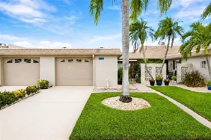 427 Boca Ciega Point Blvd N, Saint Petersburg, FL 33708 - Photo 1