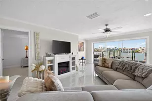 427 Boca Ciega Point Blvd N, Saint Petersburg, FL 33708 - Photo 15