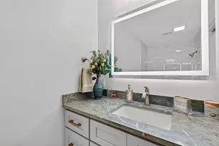 427 Boca Ciega Point Blvd N, Saint Petersburg, FL 33708 - Photo 23