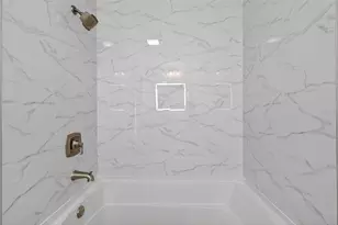 427 Boca Ciega Point Blvd N, Saint Petersburg, FL 33708 - Photo 25