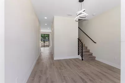 8409 Modano Place, Tampa, FL 33614 - Photo 7