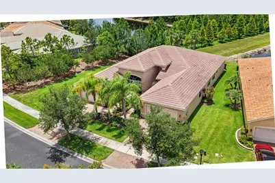 15665 Aurora Lake Circle, Wimauma, FL 33598 - Photo 7