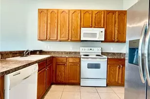 7006 Orvicti Ct, Wesley Chapel, FL 33544 - Photo 5