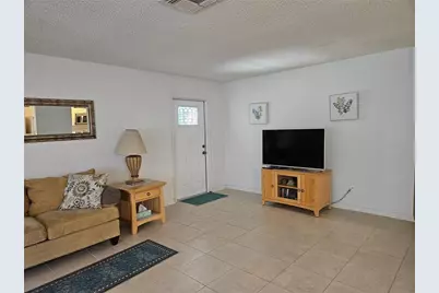 304 Grayston Place, Sun City Center, FL 33573 - Photo 5