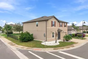 36801 Yesler Dr, Zephyrhills, FL 33542 - Photo 3