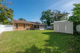 21610 Lagoon Dr, Lutz, FL 33549 - Photo 21