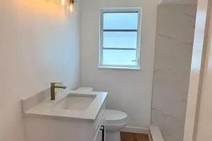 3203 W Ivy St, Tampa, FL 33607 - Photo 13