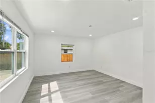 812 E Orange Ave S, Tampa, FL 33613 - Photo 41
