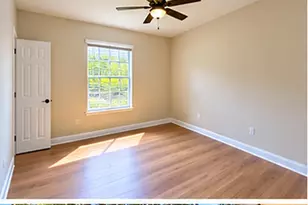10105 Courtney Palms Blvd, Tampa, FL 33619 - Photo 7