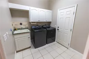 8917 Eagle Watch Dr, Riverview, FL 33578 - Photo 19