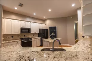 8917 Eagle Watch Dr, Riverview, FL 33578 - Photo 9