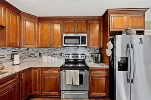 2406 Durant Rd, Valrico, FL 33596 - Photo 9