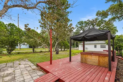 374 3rd Street NW, Largo, FL 33770 - Photo 21