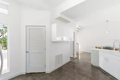 8680 W Gulf Boulevard, Treasure Island, FL 33706 - Photo 11
