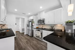14921 Sovereign Dr, Largo, FL 33774 - Photo 15