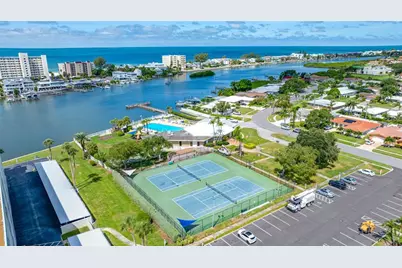 14921 Sovereign Drive, Largo, FL 33774 - Photo 49