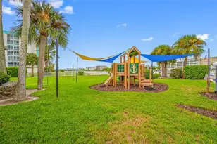14921 Sovereign Dr, Largo, FL 33774 - Photo 31