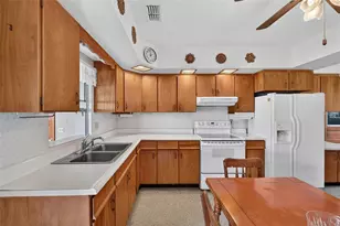 119 Maxcy Ln, Frostproof, FL 33843 - Photo 17