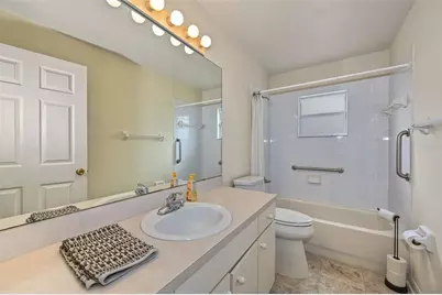 8406 Terrace Meadows Court, Temple Terrace, FL 33637 - Photo 23