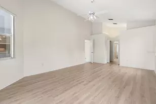 2713 Clubhouse Dr, Plant City, FL 33566 - Photo 9