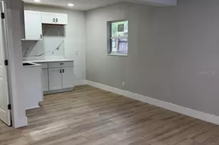 924 Valmar St, Brandon, FL 33511 - Photo 9