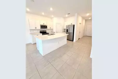 2307 Paravane Way, Wesley Chapel, FL 33543 - Photo 5