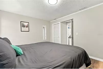 200 Twin Lake Drive, Largo, FL 33770 - Photo 9
