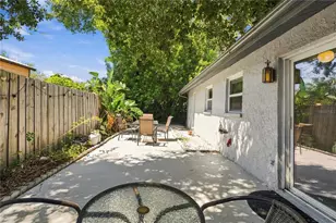 200 Twin Lake Dr, Largo, FL 33770 - Photo 51
