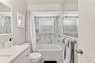 200 Twin Lake Dr, Largo, FL 33770 - Photo 21