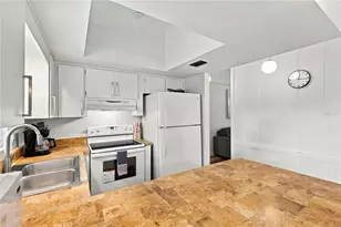 200 Twin Lake Dr, Largo, FL 33770 - Photo 29