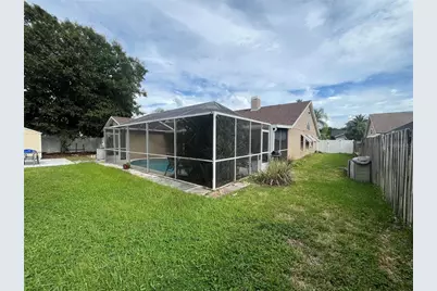 12005 Misty Brook Court, Tampa, FL 33635 - Photo 37