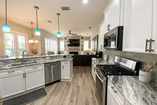 10528 Gooseberry Ct, Trinity, FL 34655 - Photo 7
