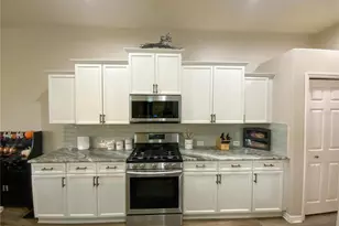 10528 Gooseberry Ct, Trinity, FL 34655 - Photo 7