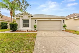 19009 Fishermans Bend Dr, Lutz, FL 33558 - Photo 3