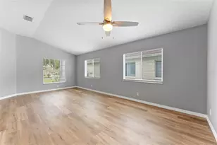 19009 Fishermans Bend Dr, Lutz, FL 33558 - Photo 13