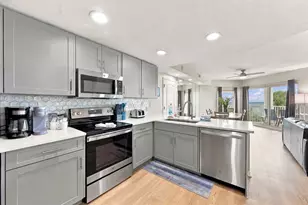 12000 Gulf Blvd, Treasure Island, FL 33706 - Photo 7