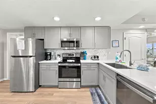 12000 Gulf Blvd, Treasure Island, FL 33706 - Photo 15