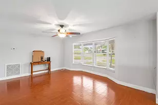 4301 50th Terrace S, Saint Petersburg, FL 33711 - Photo 5