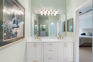 11280 5th St E, Treasure Island, FL 33706 - Photo 25