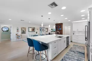 11280 5th St E, Treasure Island, FL 33706 - Photo 19