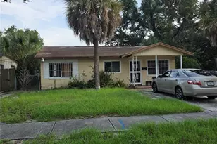 2120 10th St S, Saint Petersburg, FL 33705 - Photo 5